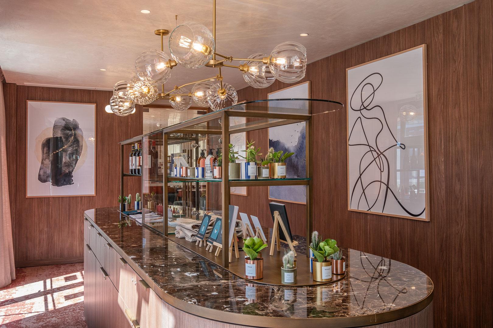 SICH SELBST EINE KLEINE FREUDE BEREITEN